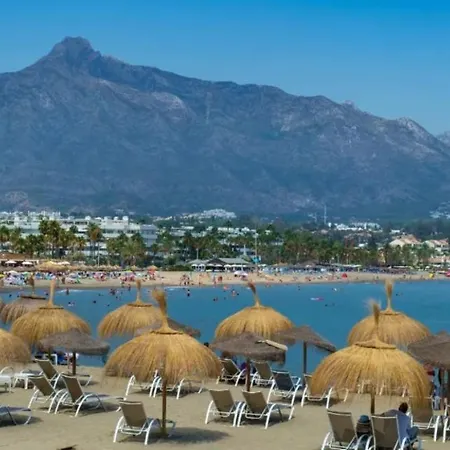 Holidays Banus *